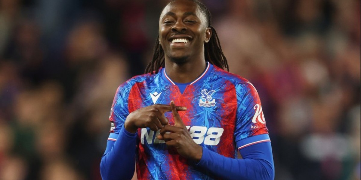 Crystal Palace åpner den viktige sesongen i Community Shield mot Liverpool, mens usikker europacup venter.